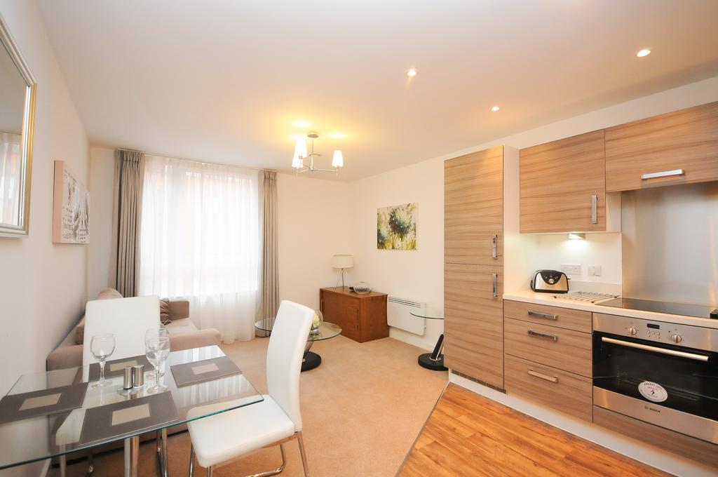 Town Or Country - Empress Heights Apartment Саутхамптън Стая снимка